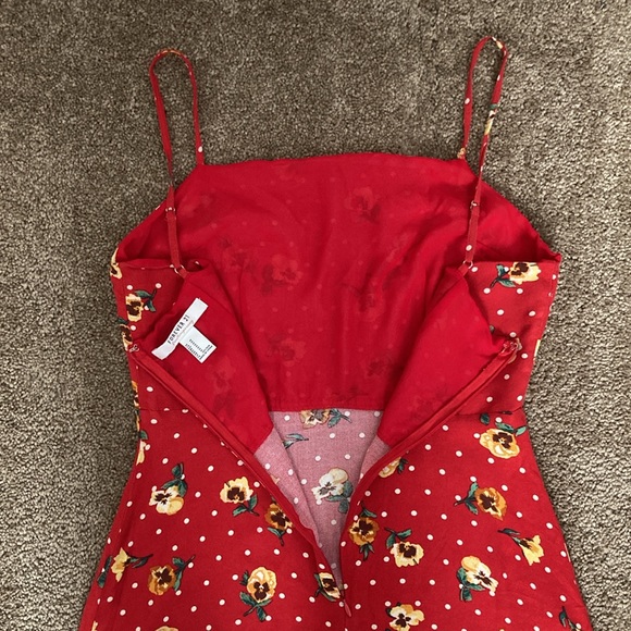 Forever 21 red w/ yellow floral & white dots details midi summer dress, medium - Picture 6 of 15